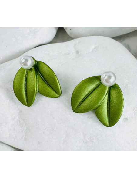 Kolczyki ZIELONE LIŚCIE z PERŁĄ BOHO Lolita Accessories srebrny sztyft 925