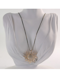 NASZYJNIK DŁUGI WISIOR MEDALION Lolita Akcesoria ZŁOTE... 2