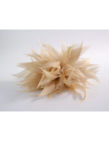 KWIAT Z PIÓR BROSZKA PRZYPINKA LOLITA AKCESORIA...