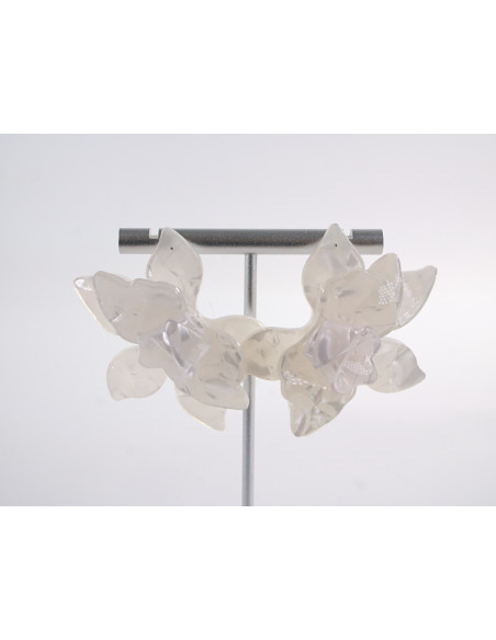 Kolczyki MAXI DUŻE ASYMETRYCZNE BIAŁE KWIATY BIAŁY LOLITA AKCESORIA