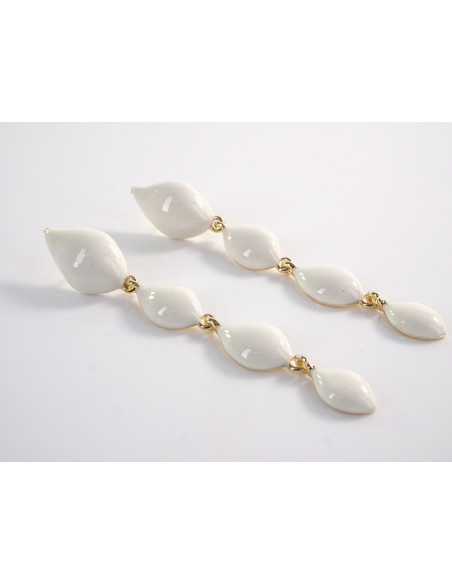 Kolczyki DŁUGIE BIAŁE ŁEZKI  LOLITA AKCESORIA srebrny sztyft 925