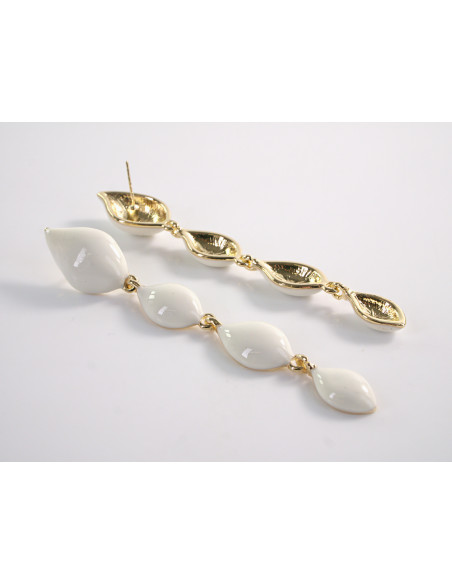 Kolczyki DŁUGIE BIAŁE ŁEZKI  LOLITA AKCESORIA srebrny sztyft 925