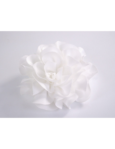 KWIAT Z MATERIAŁU BROSZKA PRZYPINKA LOLITA AKCESORIA 10 CM BIAŁY