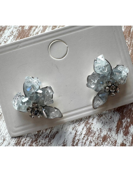 Kolczyki KWIATKI Z KRYSZTAŁKAMI Lolita AKCESORIA srebrny sztyft 925