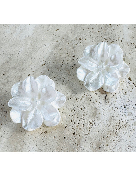 Kolczyki BIAŁE KWIATY KWIATKI Lolita AKCESORIA srebrny sztyft 925