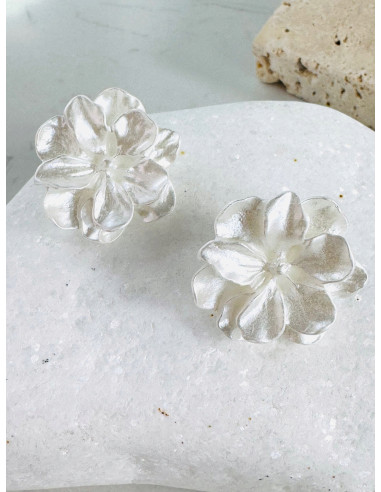 Kolczyki BIAŁE KWIATY KWIATKI Lolita AKCESORIA...