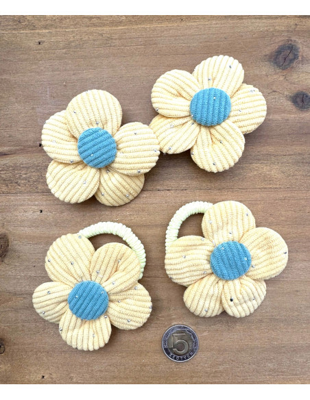 Zestaw 4 sztuki Gumki i spinki do włosów dla dziewczynki Kwiatki XXL SET