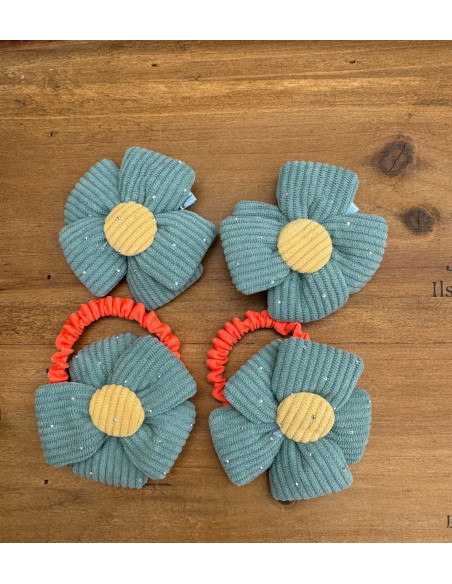 Zestaw 4 sztuki Gumki i spinki do włosów dla dziewczynki Kwiatki XXL SET