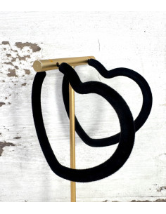 KOLCZYKI "AKSAMITNE" FLOKOWANE CZARNE SERCE LOLITA 2