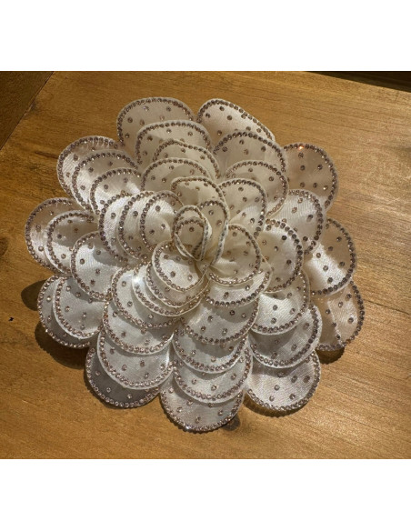 KWIAT Z MATERIAŁU BROSZKA PRZYPINKA LOLITA ACCCESSORIES CRYSTAL AB BEŻ ECRU