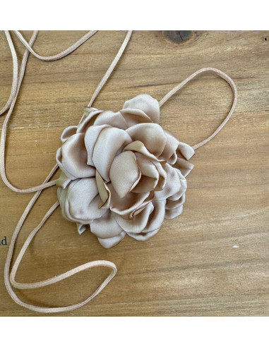 Naszyjnik z kwiatkiem CHOKER BOHO wiązany na...