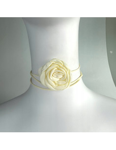 Naszyjnik z kwiatkiem CHOKER BOHO wiązany na rzemyku na... 2