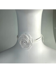 Naszyjnik z kwiatkiem CHOKER BOHO wiązany na rzemyku na... 2