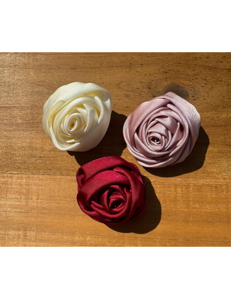 KWIAT RÓŻA Z MATERIAŁU BROSZKA PRZYPINKA PREZENT LOLITA ACCCESSORIES 4 CM